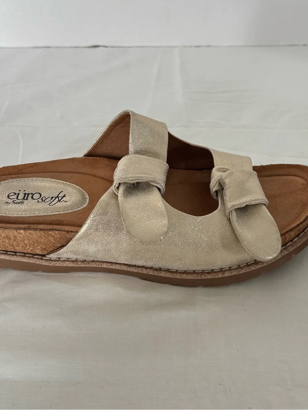 Eurosoft by Söff metallic gold slide sandals Size 8M